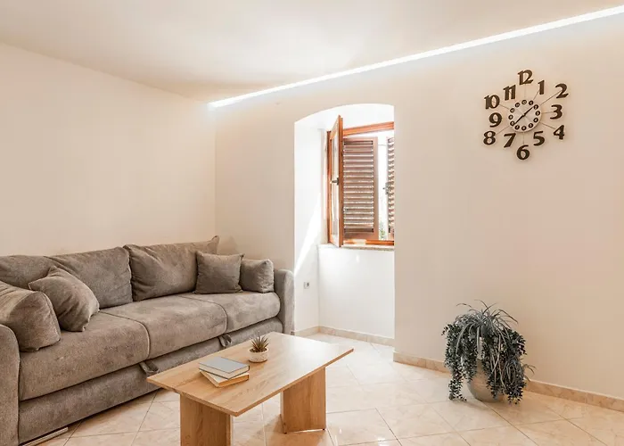 Apartment Klimno شقة كليمنو