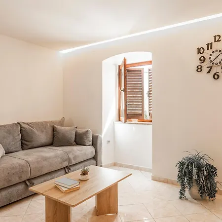 Apartment Klimno Διαμέρισμα Klimno